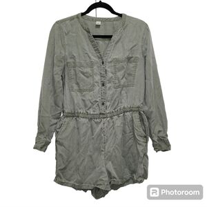 Old‎ Navy Romper elastic waistband jumpsuit shorts | long sleeved Tensel